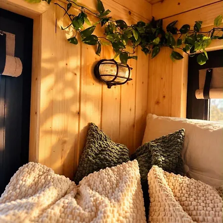 Tiny House Mit Privater Sauna, Beheizten Whirpool Penig